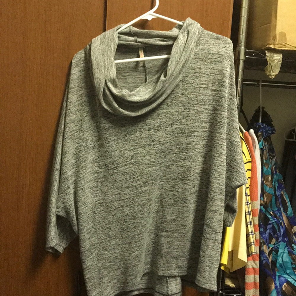 Scowl neck top